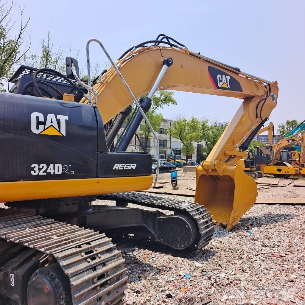 CAT 324D2L حفارات زحافة
