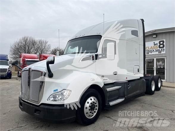 Kenworth T680 وحدات الجر