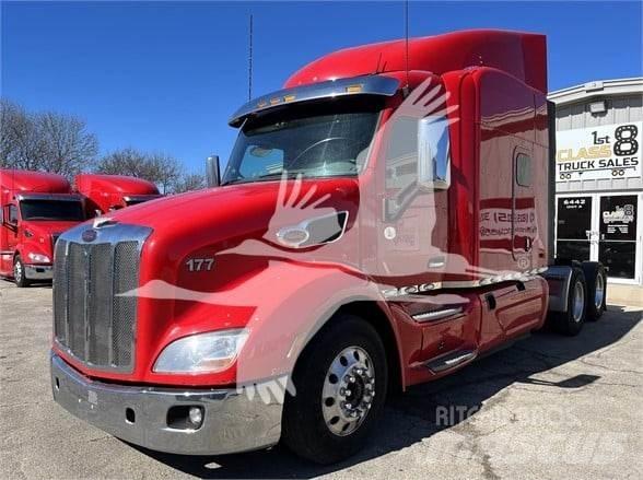 Peterbilt 579 وحدات الجر