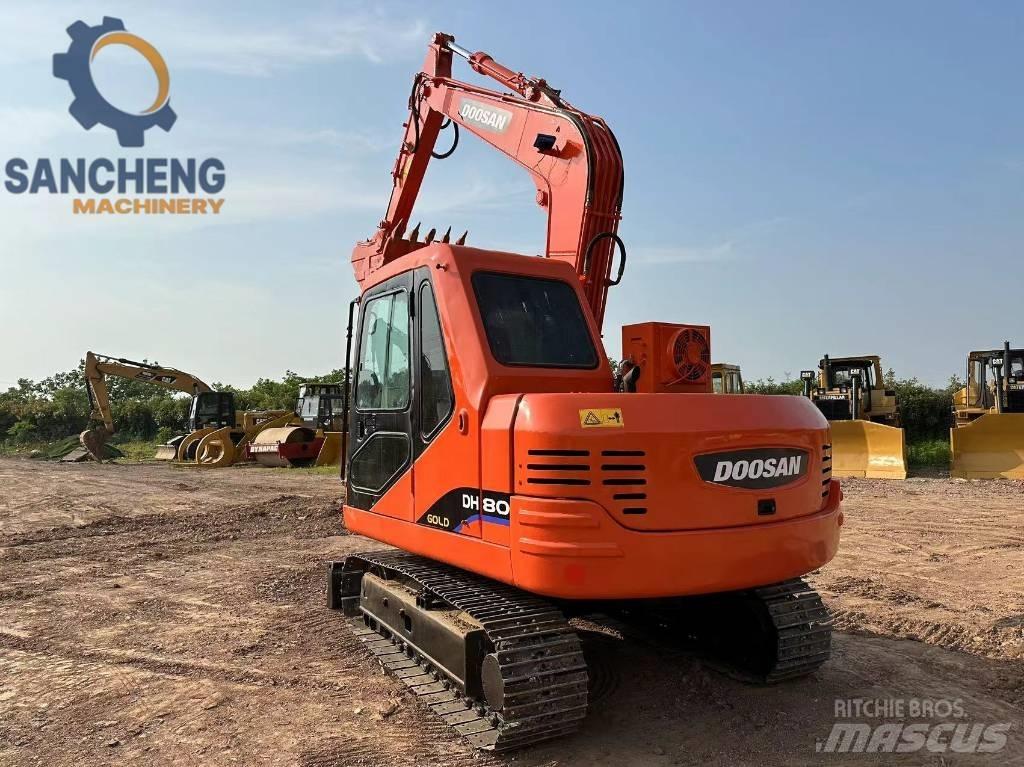 Doosan DH 80 حفارات وسط 7 طن - 12 طن