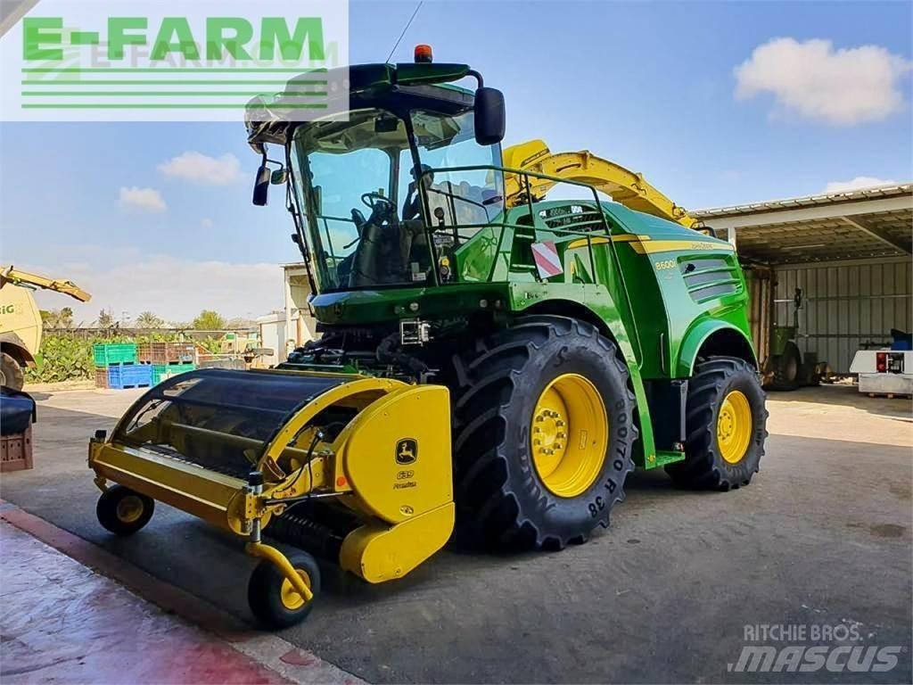 John Deere 8600I علافات ذاتية الدفع