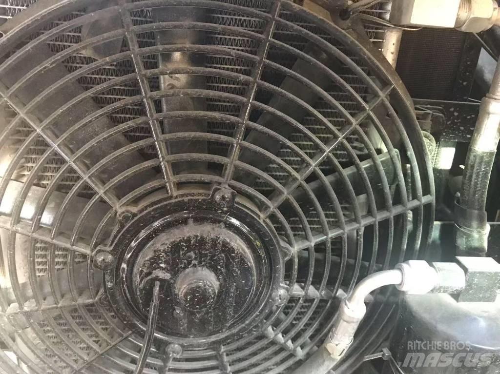 CAT 305.5E2 حفارات زحافة