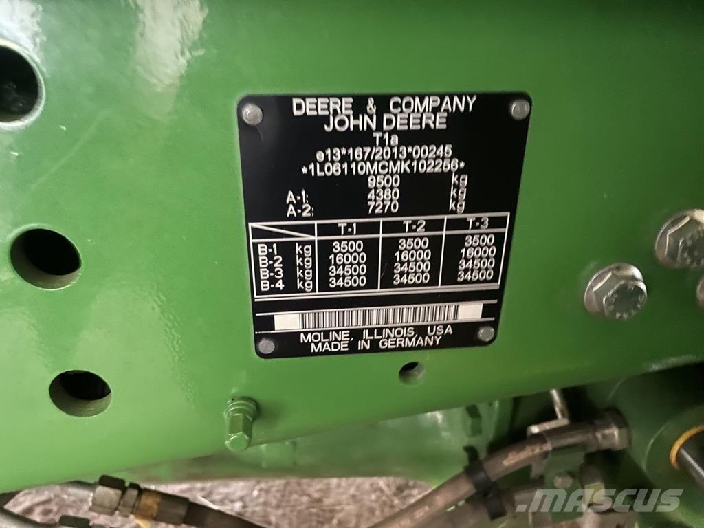John Deere 6110M الجرارات