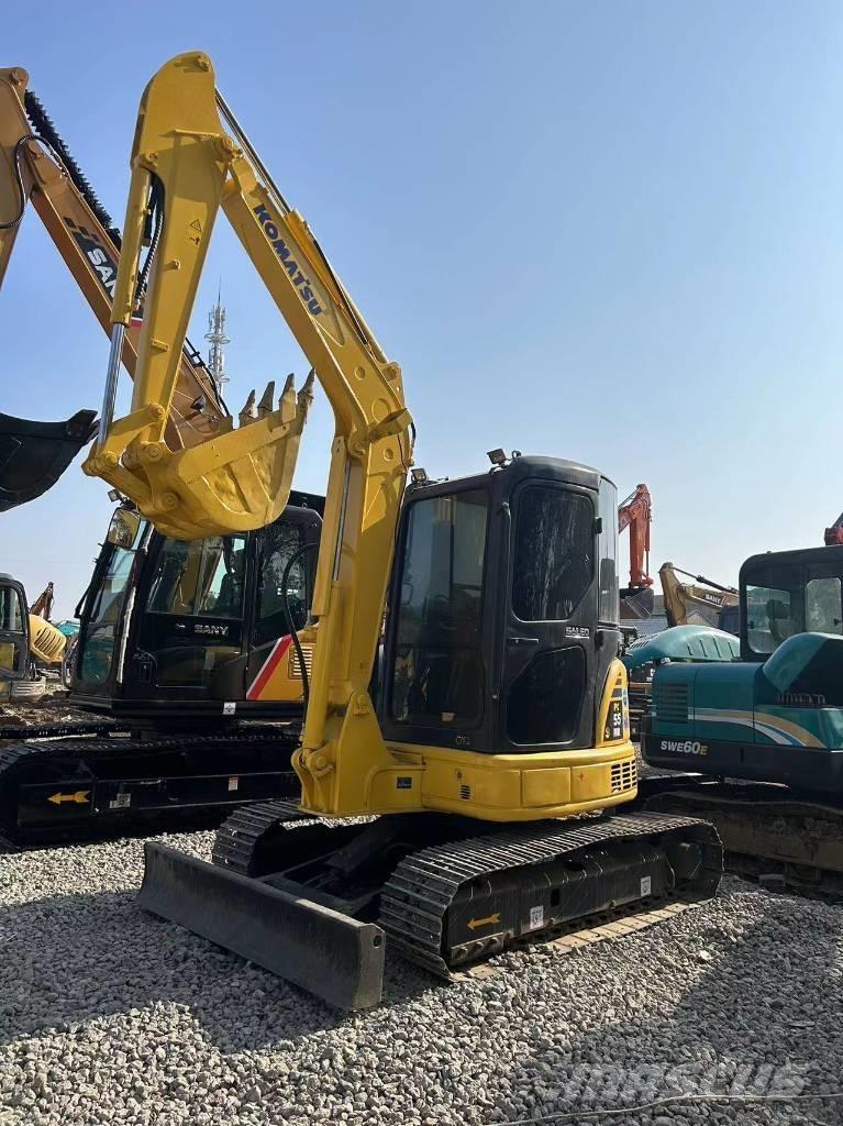 Komatsu PC 55 MR حفارات صغيرة أقل من 7 طن (حفارات صغيرة)