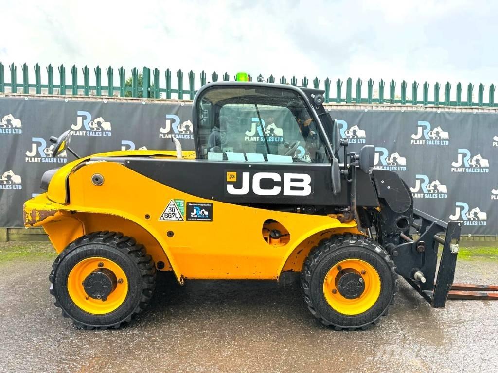 JCB 520-40 مناولات متداخلة
