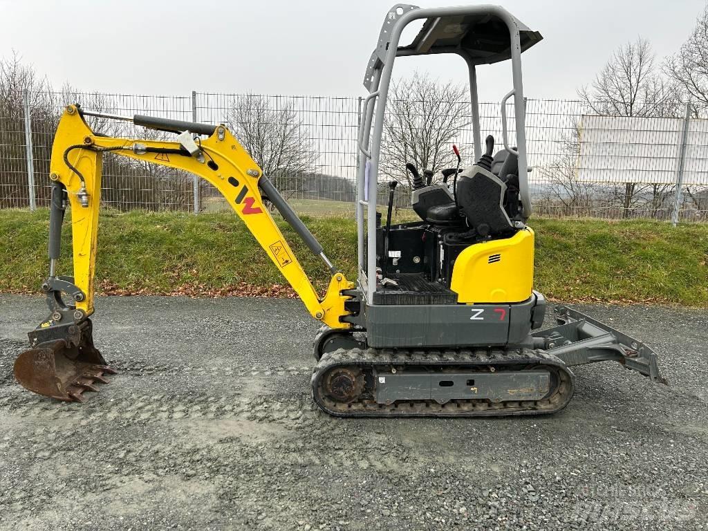 Wacker Neuson EZ17 حفارات زحافة