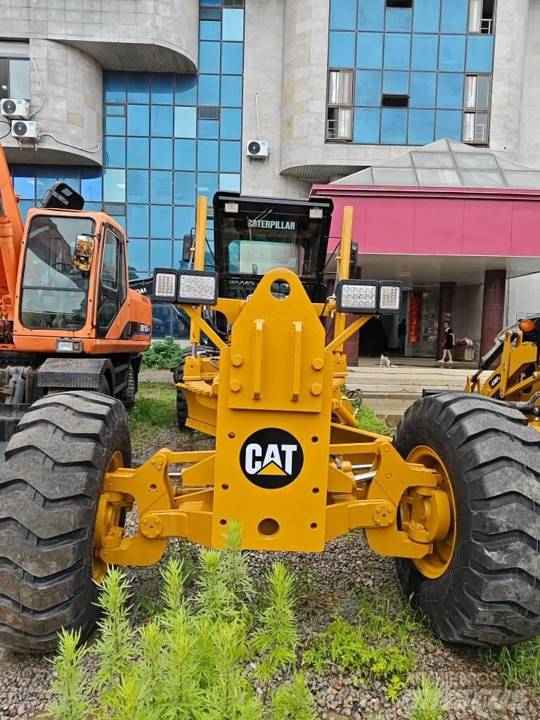 CAT 12 G معدات تمهيد الطرق
