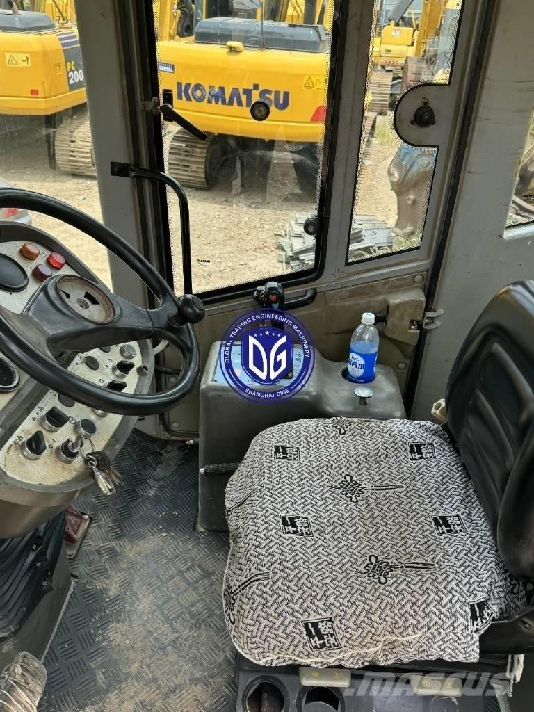 XCMG XS 203 J مداحل أحادية الأسطوانة