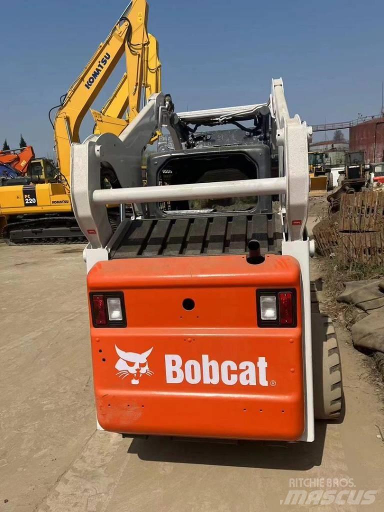 Bobcat S185 لوادر انزلاقية التوجيه