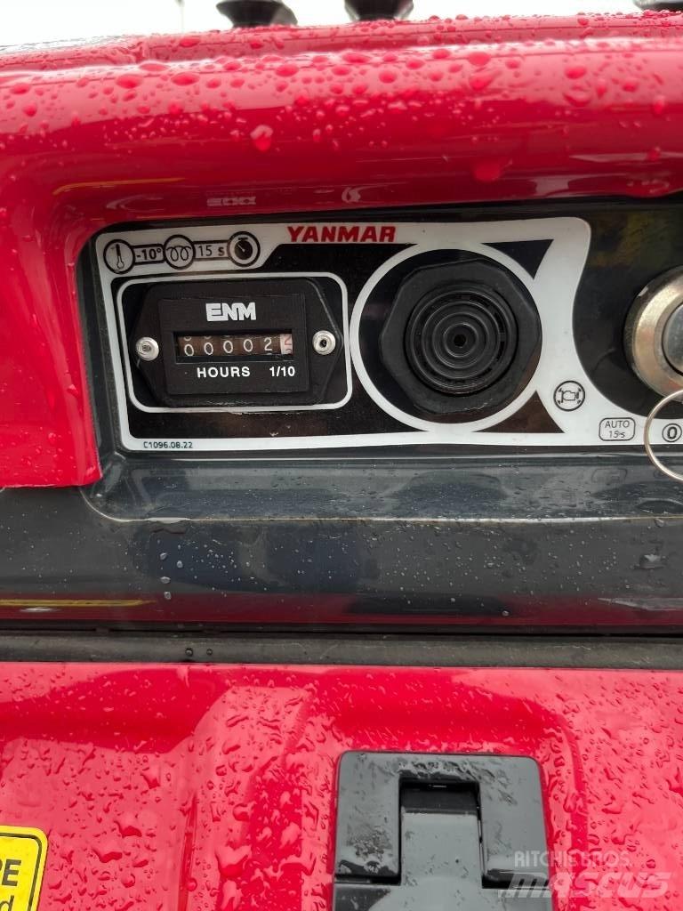 Yanmar C 08 عربات نقل قلابة للمواقع