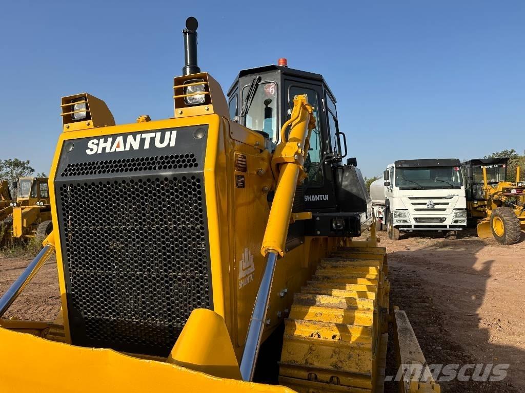 Shantui SD22 بلدوزرات مجنزرة
