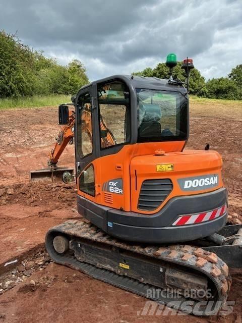 Doosan DX 62 R حفارات صغيرة أقل من 7 طن (حفارات صغيرة)