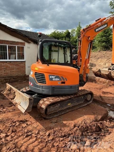 Doosan DX 62 R حفارات صغيرة أقل من 7 طن (حفارات صغيرة)