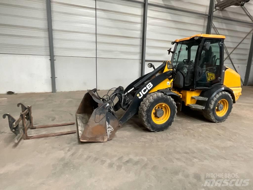 JCB 409 لوادر بعجل