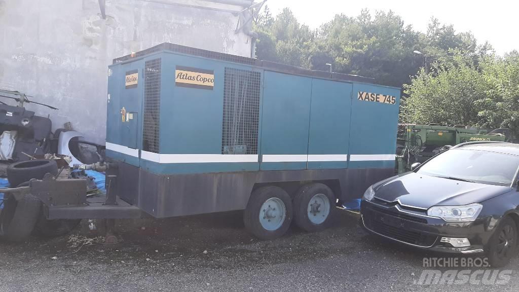 Atlas Copco XASE 745 مكابس