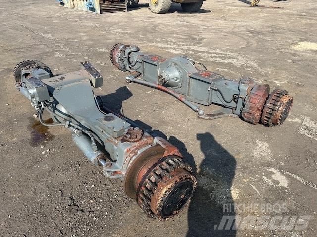 Liebherr A 944 axles محور العجلة