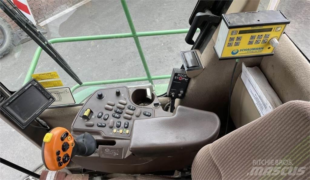 John Deere 7500 علافات ذاتية الدفع