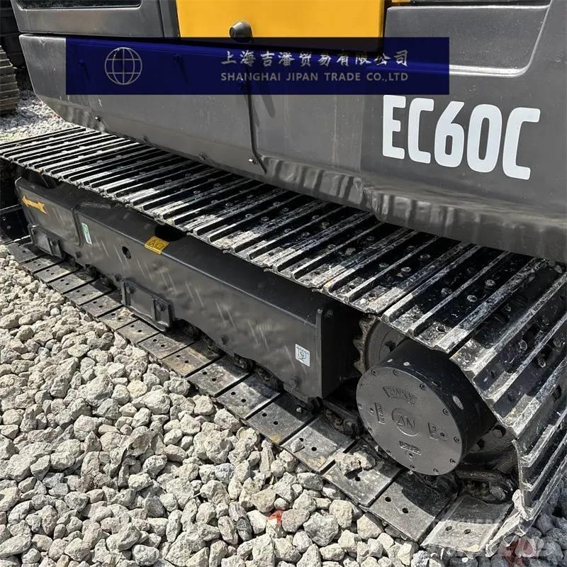 Volvo EC 60 C حفارات زحافة