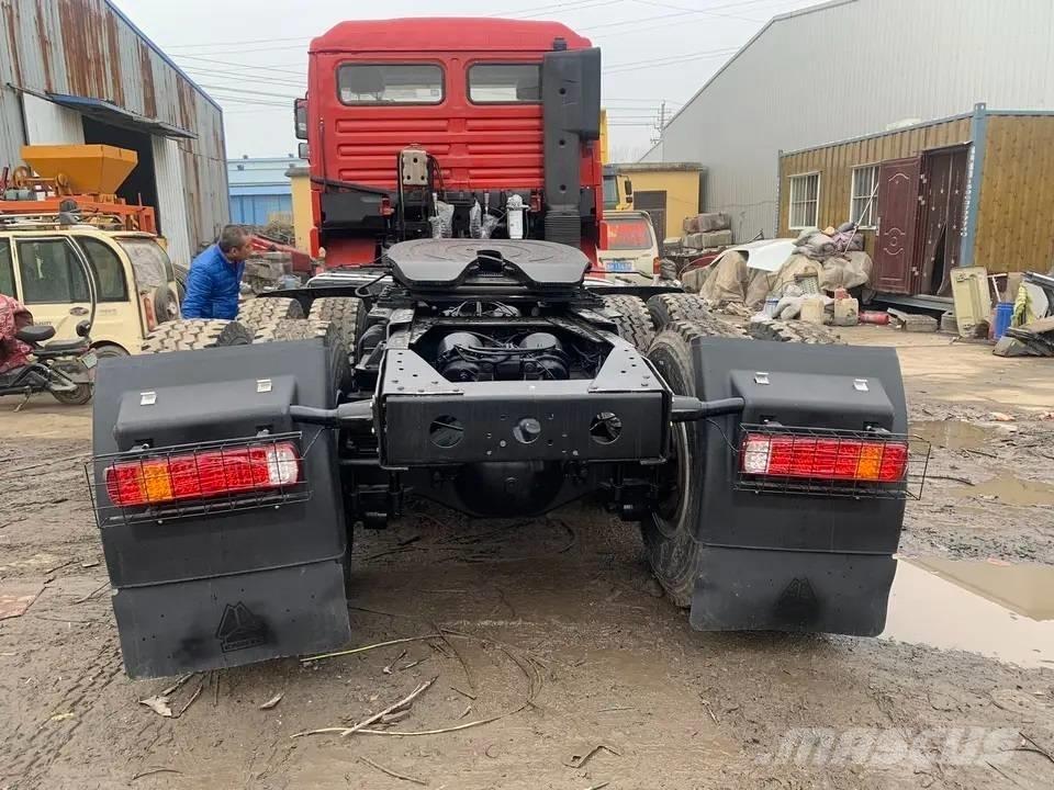 Shacman F3000 6X4 وحدات الجر