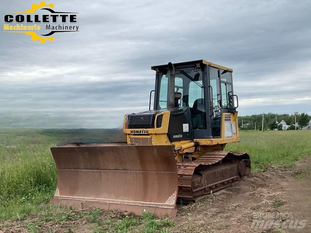 Komatsu D 39 EX-21 A بلدوزرات مجنزرة