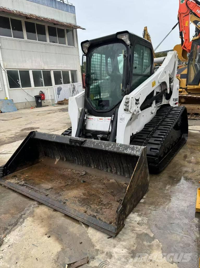 Bobcat T770 لوادر انزلاقية التوجيه