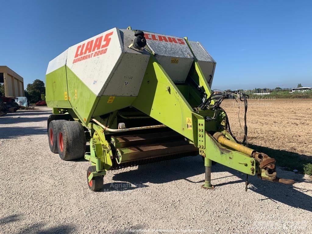 CLAAS Quadrant 2200 محزمات مربعة