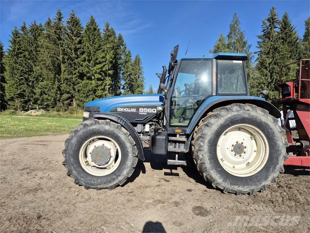 New Holland 8560RC الجرارات