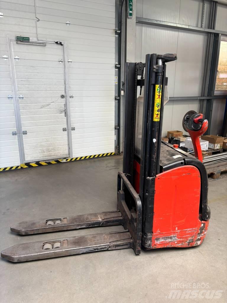 Linde L16 معدات التكديس الجوالة
