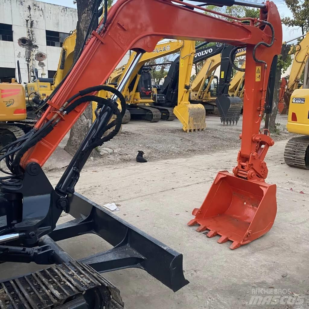 Hitachi ZX 50 U حفارات صغيرة أقل من 7 طن (حفارات صغيرة)