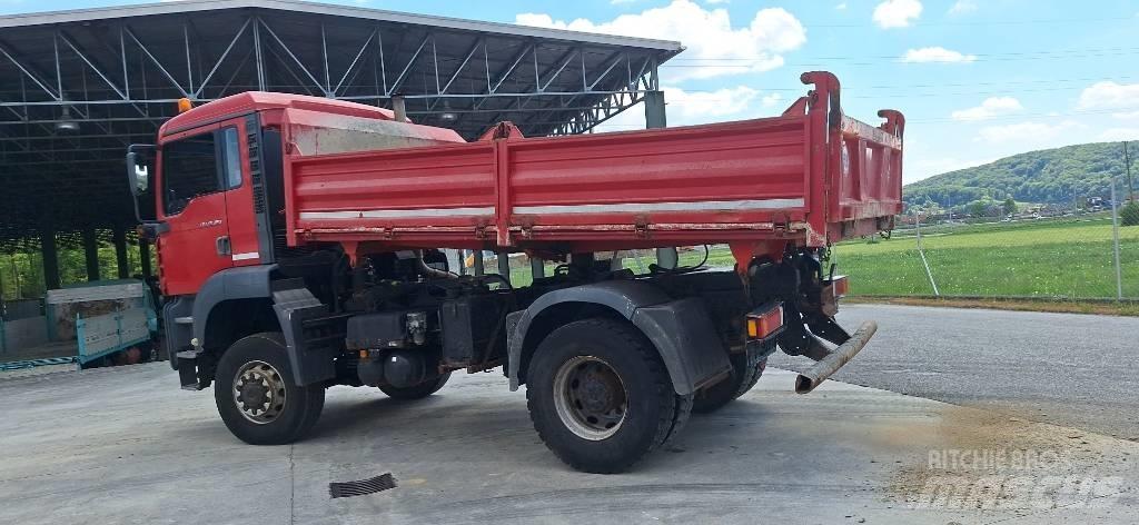 MAN TGA 18.360 4X4 شاحنات قلابة