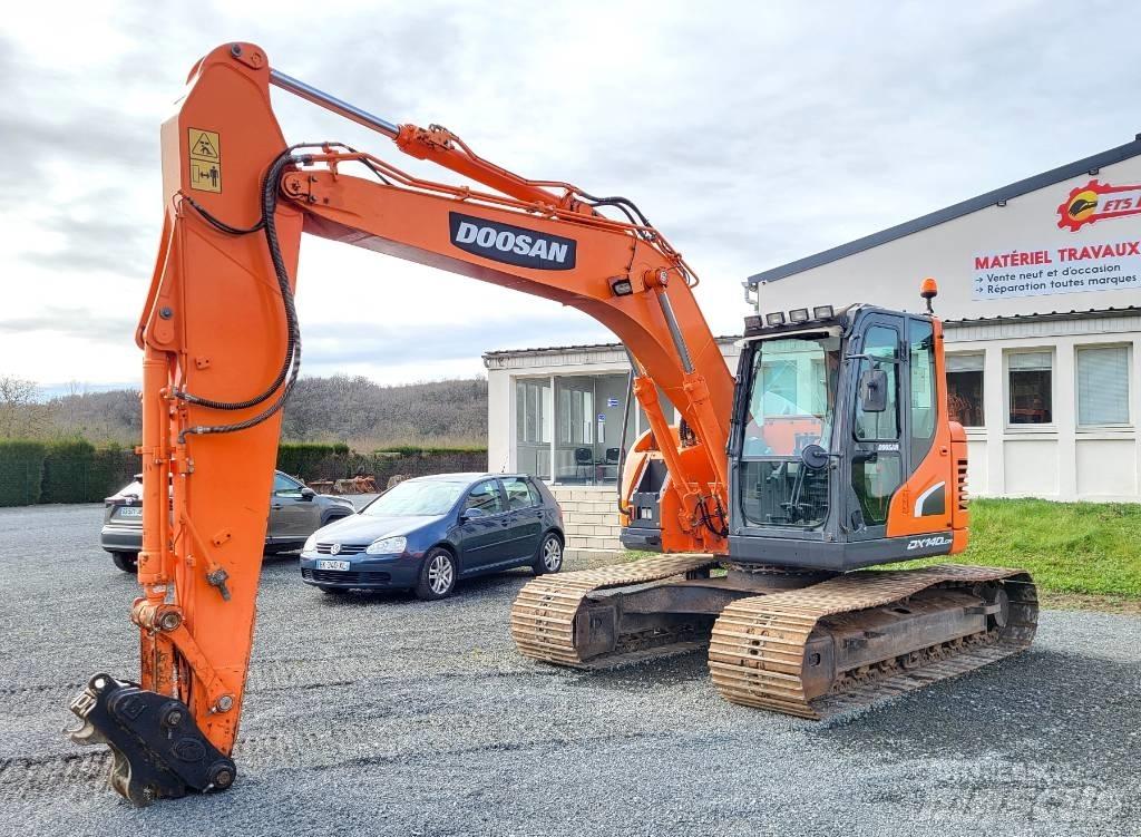 Doosan DX 140 LCR-3 حفارات زحافة