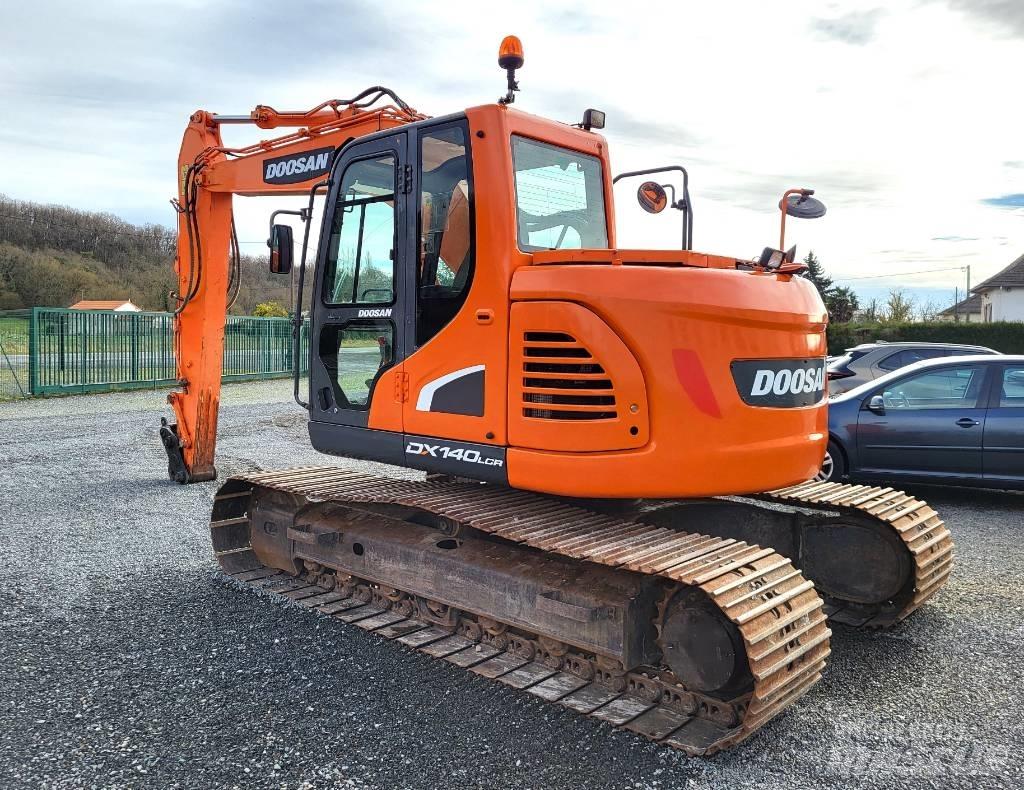 Doosan DX 140 LCR-3 حفارات زحافة