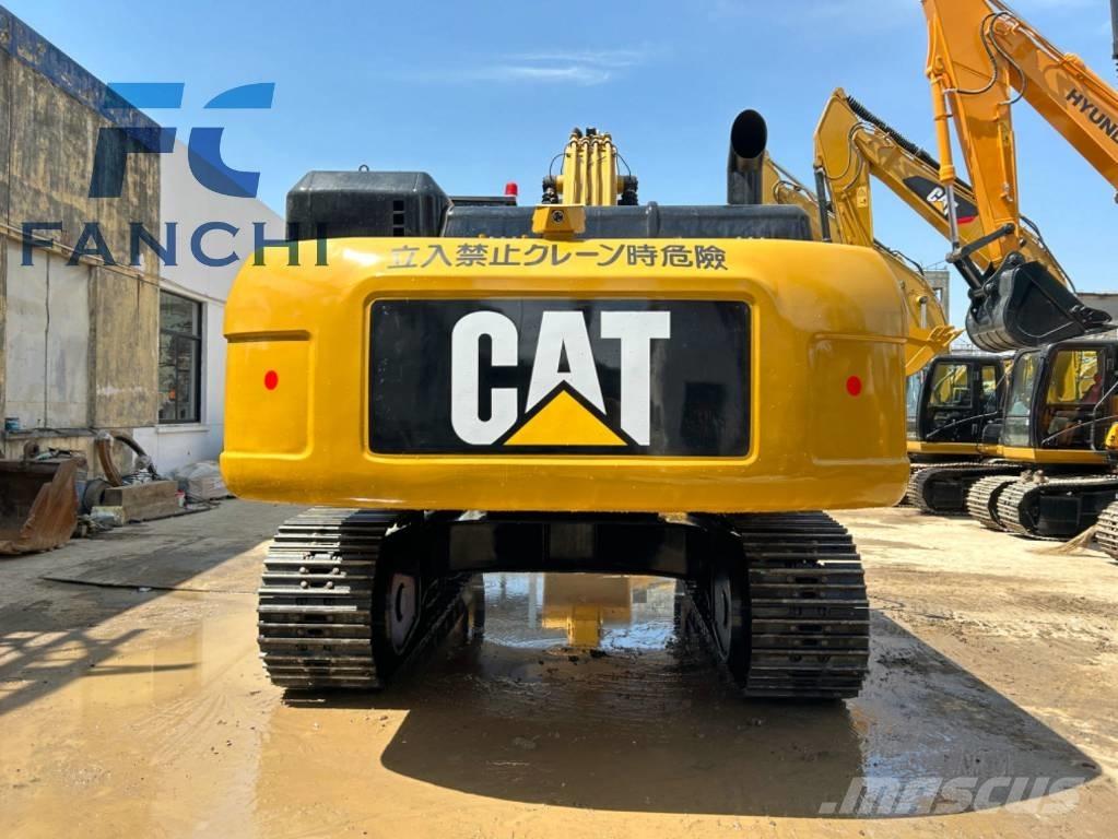 CAT 336d2 حفارات زحافة