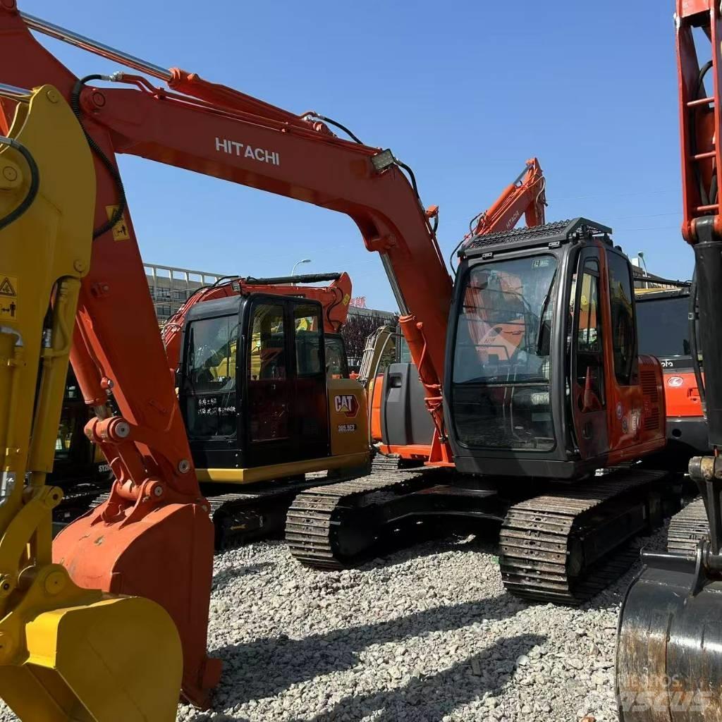 Hitachi ZX 80 حفارات زحافة