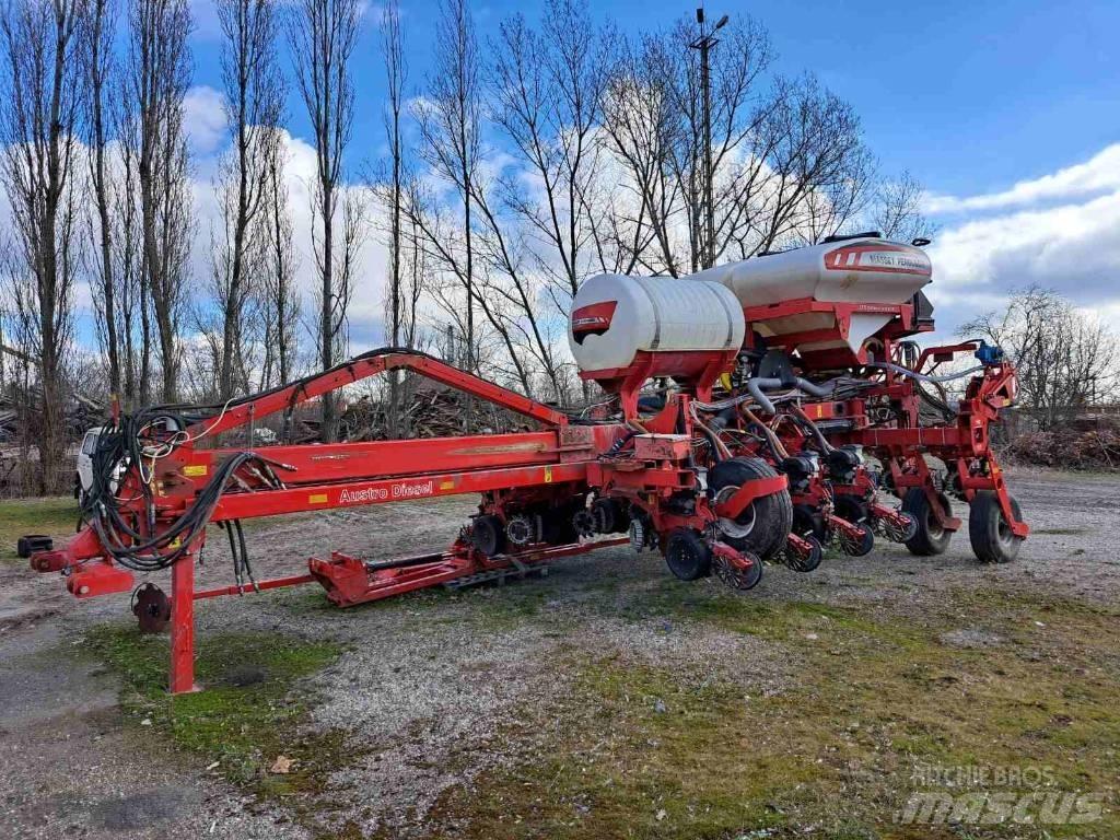 Massey Ferguson 9812 مثاقيب مدمجة