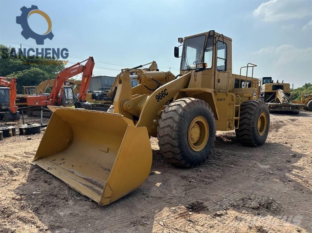 CAT 966 C لوادر بعجل