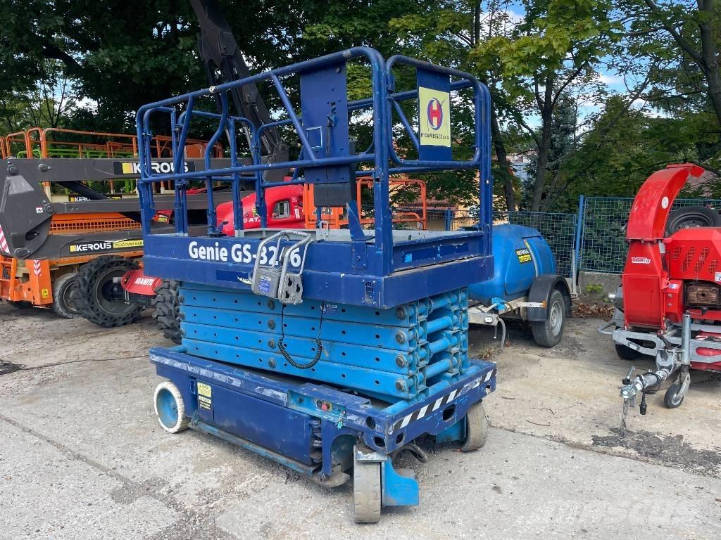 Genie GS 3246 رافعات مقصية الشكل