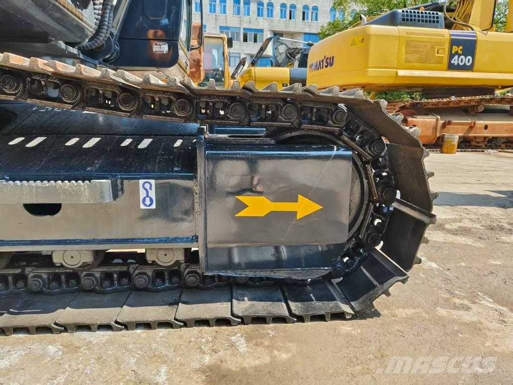 Hyundai r220lc-9s حفارات زحافة