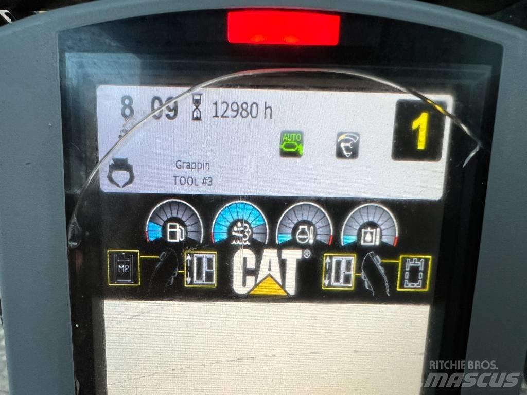 CAT MH 3022    2015    CE مناولات المخلفات / مناولات صناعية