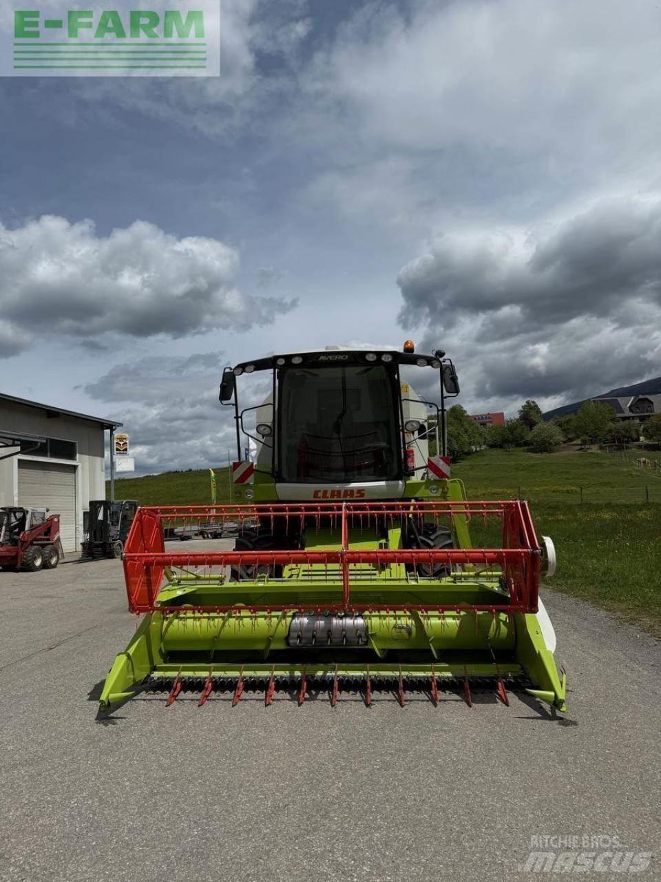 CLAAS avero 160 حصادات