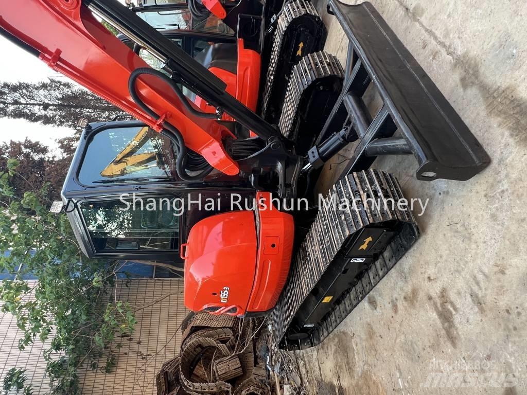 Kubota 155-3 حفارات زحافة