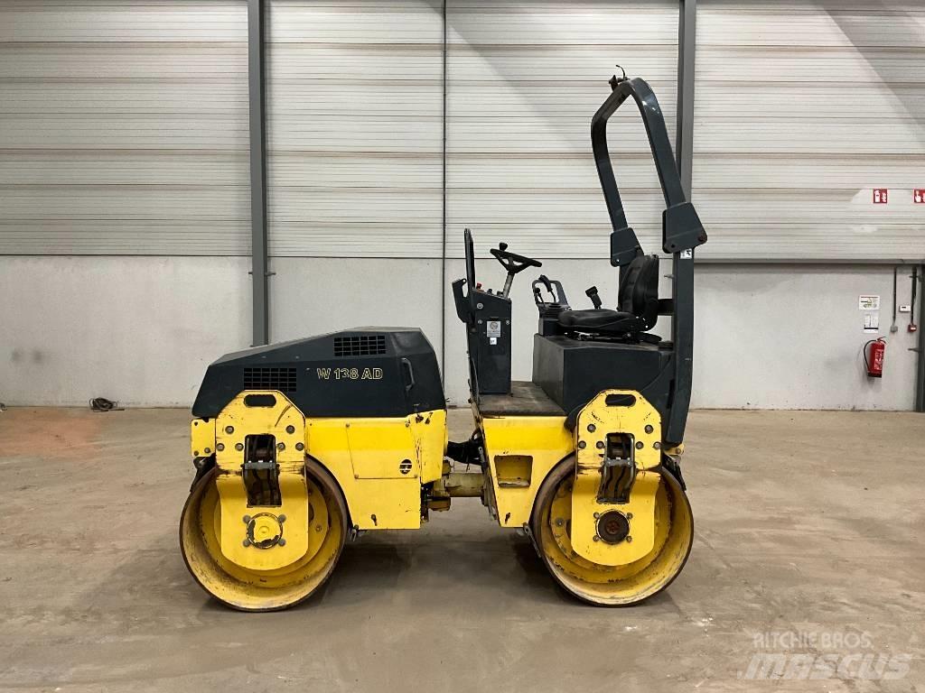 Bomag BW 138 AD مداحل ثنائية الاسطوانة