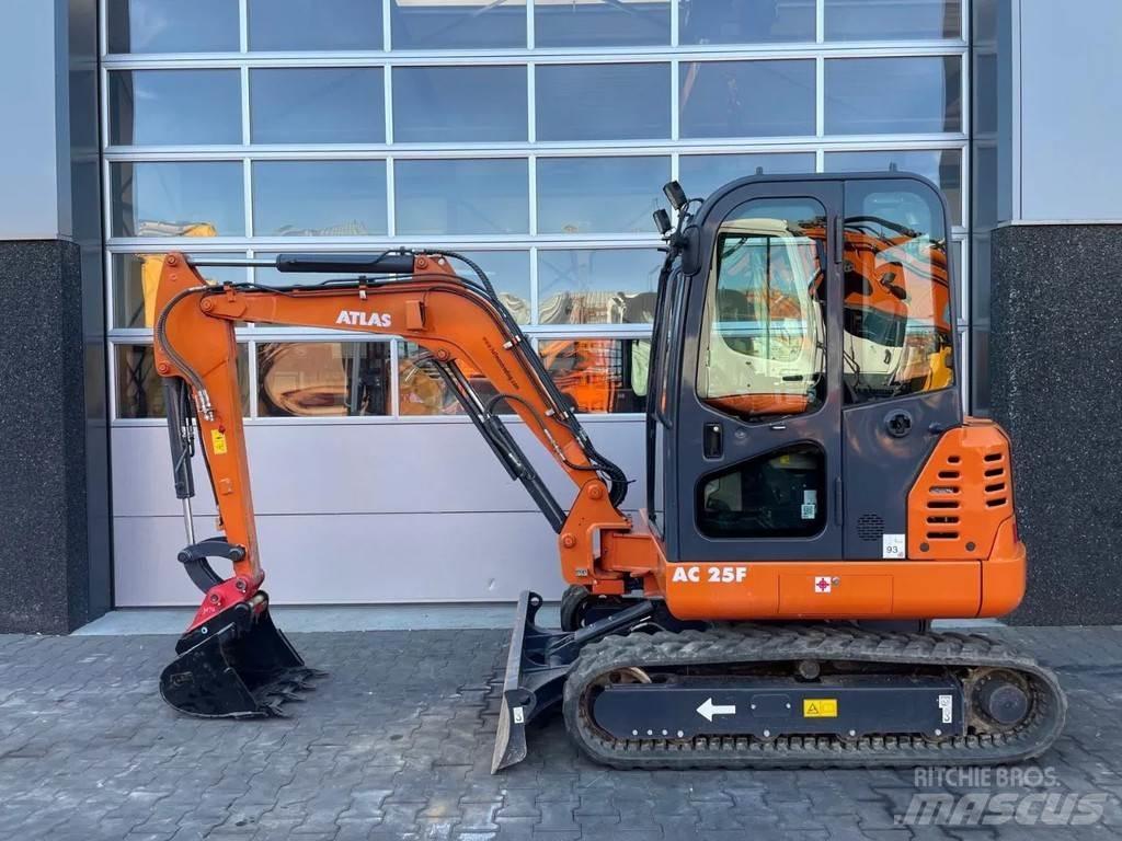 Atlas AC25F حفارات صغيرة أقل من 7 طن (حفارات صغيرة)
