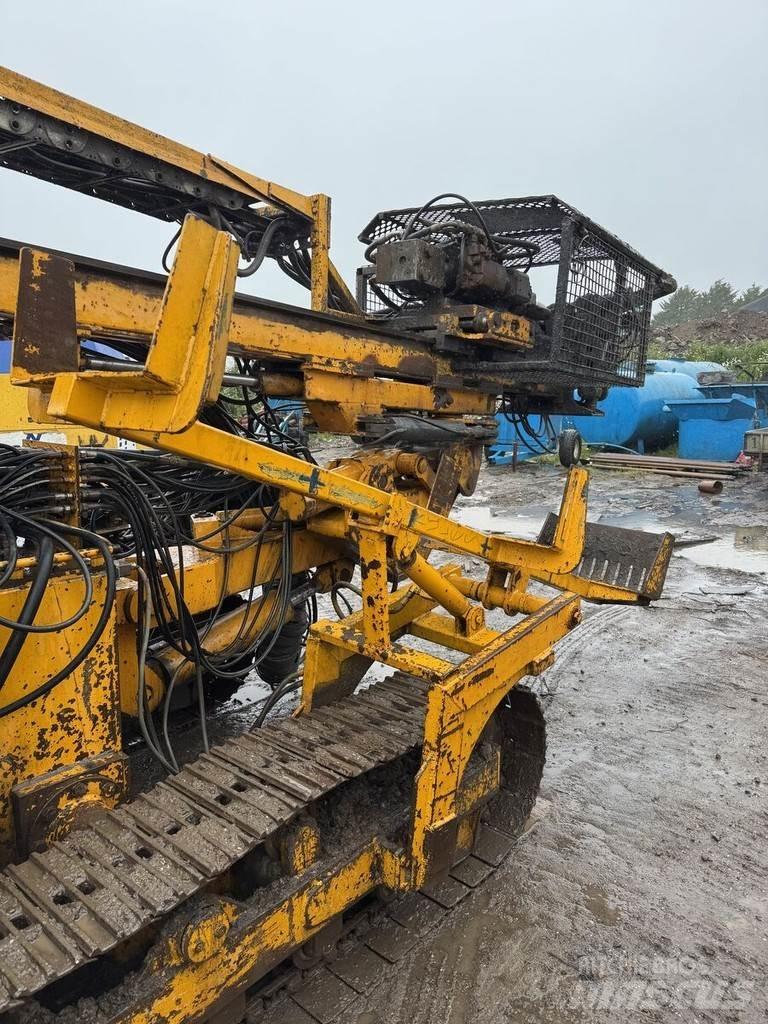 Klemm KR802 أجهزة حفر المرساة