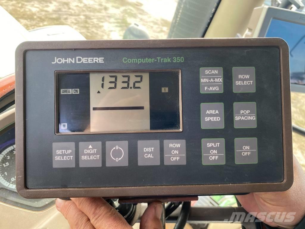 John Deere 1750 معدات بذر