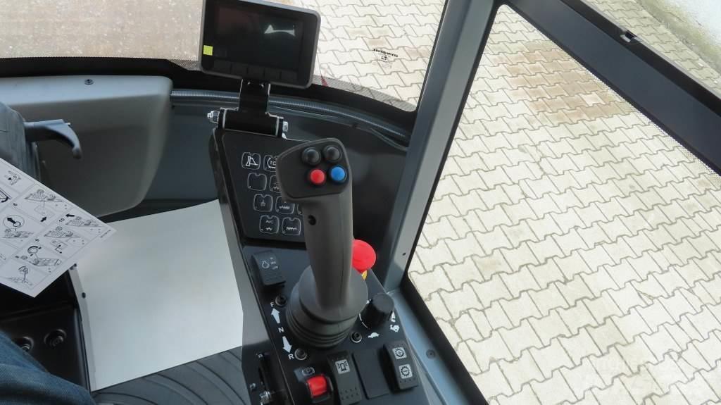 Dynapac CA1500D مداحل أحادية الأسطوانة