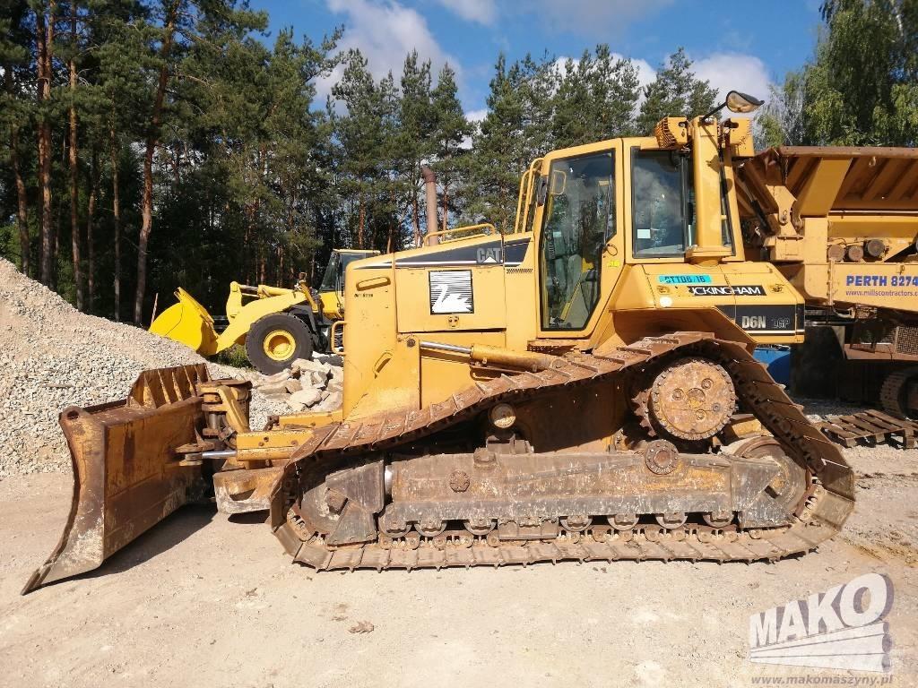CAT D 6 N LGP بلدوزرات مجنزرة
