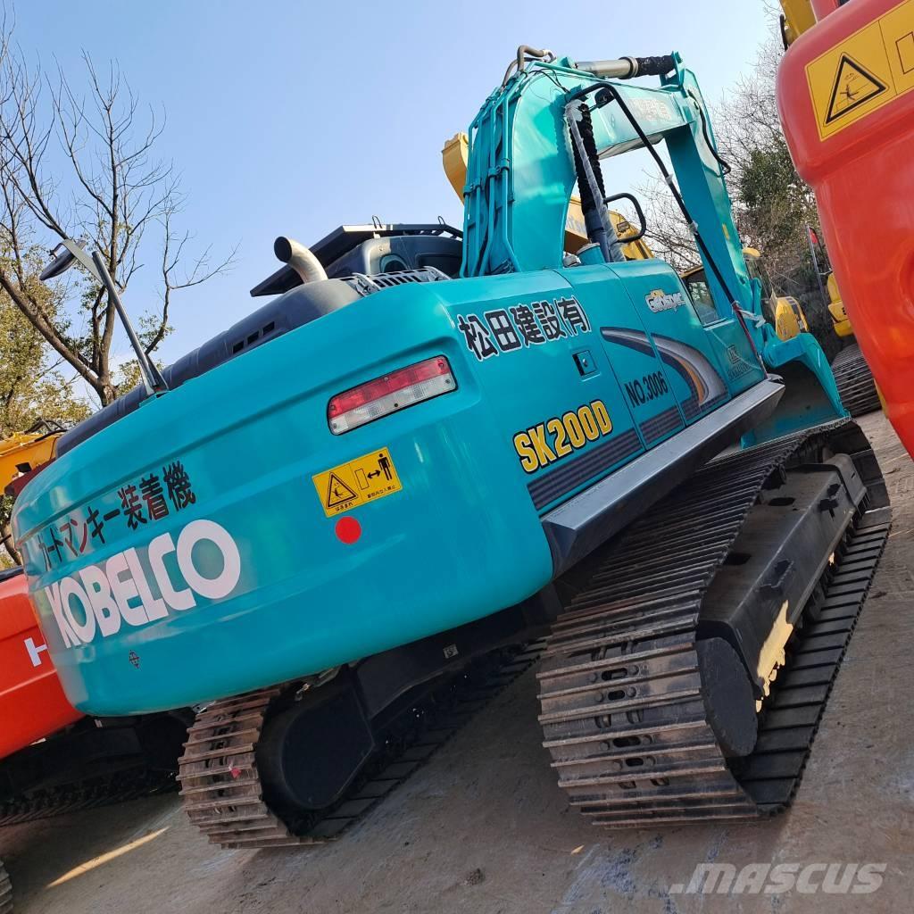 Kobelco SK 200-8 حفارات زحافة