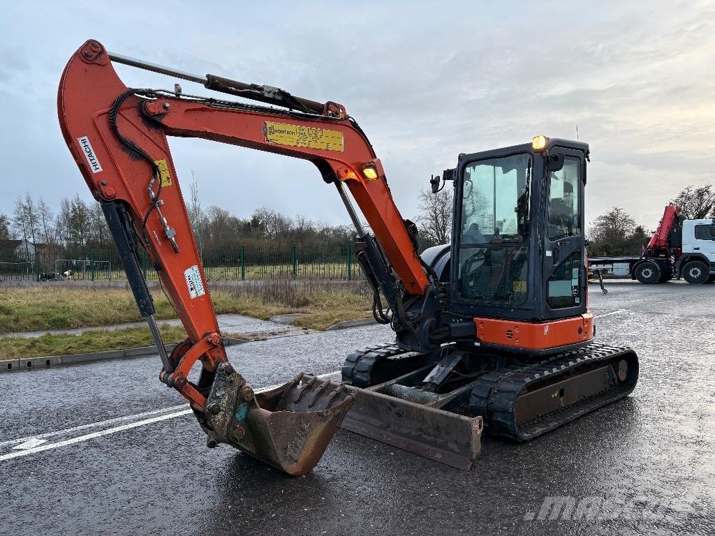 Hitachi Zaxis 55 U حفارات صغيرة أقل من 7 طن (حفارات صغيرة)