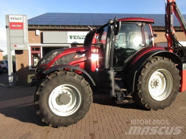 Valtra T174 VERSU الجرارات